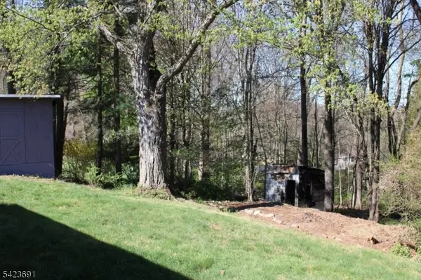 12 Mary Ann Rd, Jefferson Twp., NJ 07438