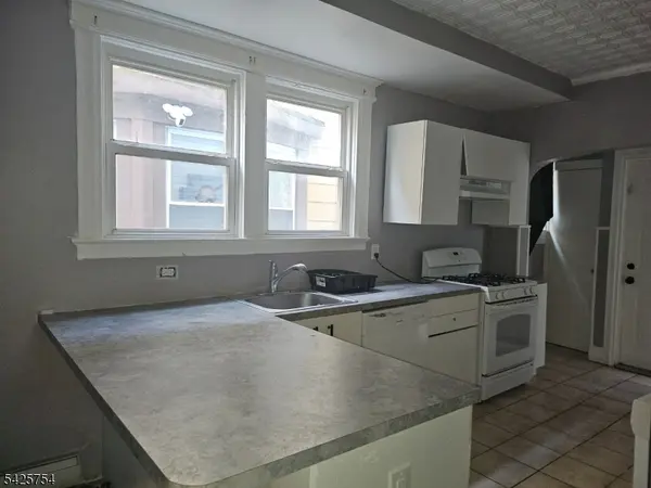 234 Smith St, Newark City, NJ 07106