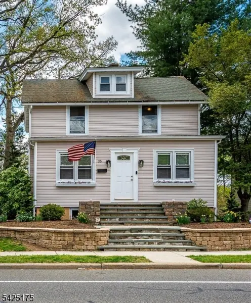 35 Edgewood Ter, South Bound Brook Boro, NJ 08880