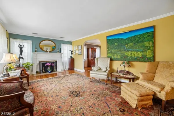 1078 Battle Hill Ter, Union Twp., NJ 07083