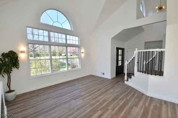 13 Apple Ridge Rd, Vernon Twp., NJ 07461