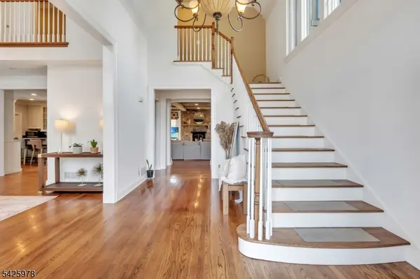 8 Mountain Top Dr, Liberty Twp., NJ 07838