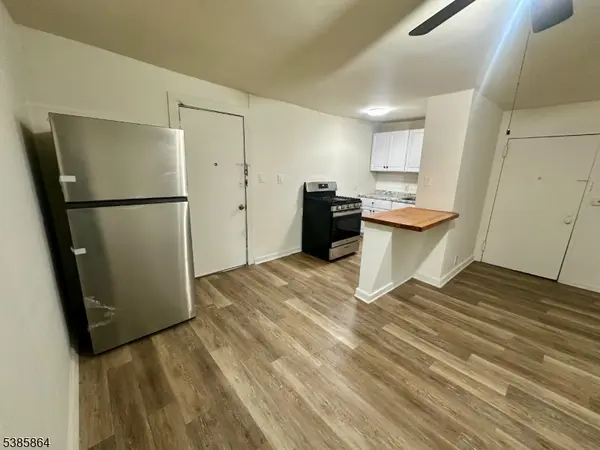 390 Apt2 Orange Rd #2, Montclair Twp., NJ 07042