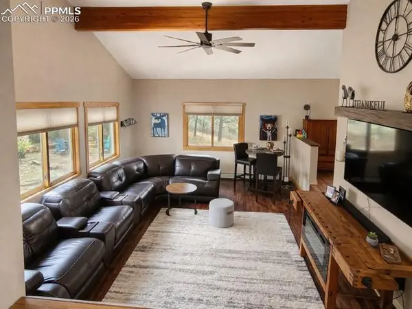 810 Broadview PL, Colorado Springs, CO 80904