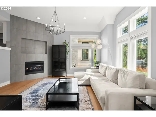 378 9TH ST, Lake Oswego, OR 97034