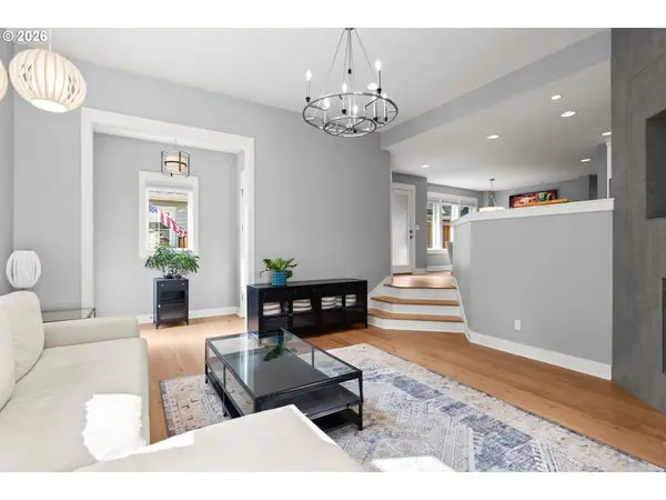 378 9TH ST, Lake Oswego, OR 97034