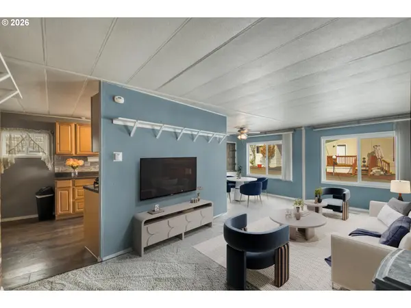 3500 SE Concord RD #8, Milwaukie, OR 97267