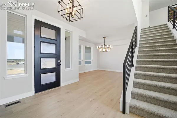 15447 Gimme WAY, Colorado Springs, CO 80908