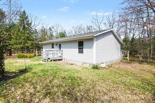 6901 Evanston AVE, Egelston Twp, MI 49442