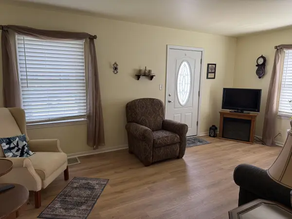 1307 Cornell RD, Roosevelt Park City, MI 49441