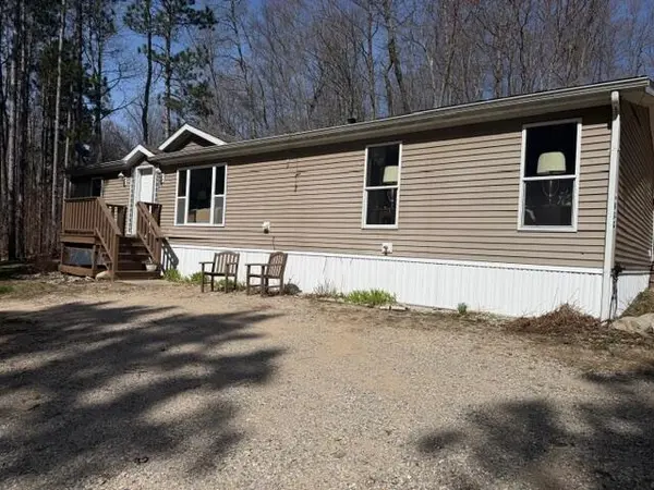 5088 Buck RD, Whitewater Twp, MI 49690