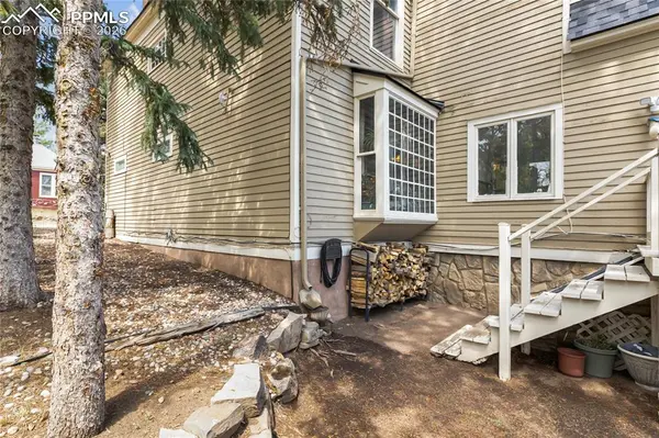 410 Lee AVE, Victor, CO 80860