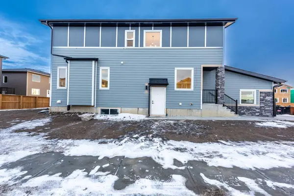 101 Waterford Passage, Chestermere, AB T1X 3B4