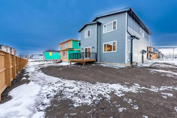 101 Waterford Passage, Chestermere, AB T1X 3B4