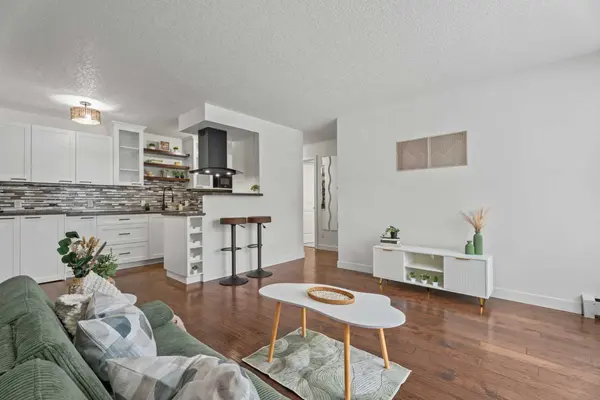 123 24 AVE SW #105, Calgary, AB T2S 0J8