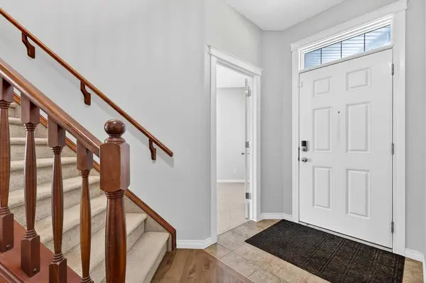 38 Silverado Skies CRES, Calgary, AB T2X0J5