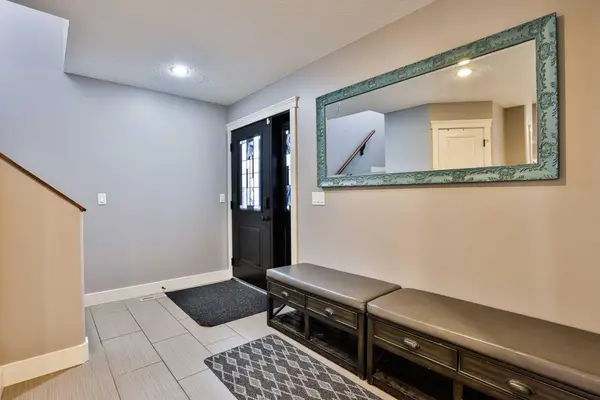 544 Sixmile CRES S, Lethbridge, AB T1K 5X2