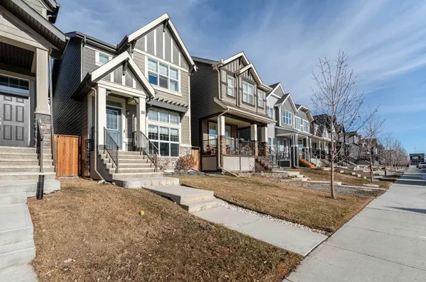 318 Masters ROW SE, Calgary, AB T3M 2T7