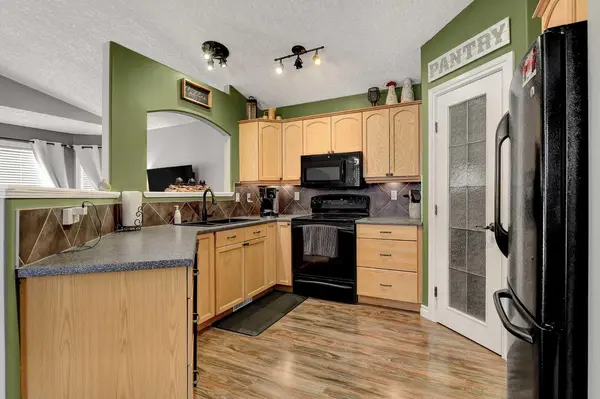 13105 93 ST, Grande Prairie, AB T8X 1S5