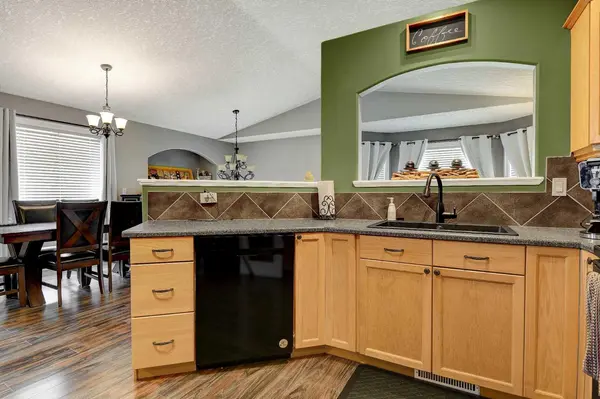 13105 93 ST, Grande Prairie, AB T8X 1S5