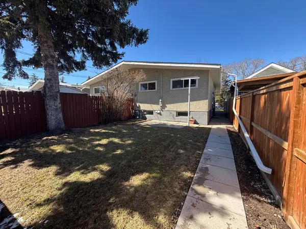 912A 18 ST NE, Calgary, AB T2E4T4