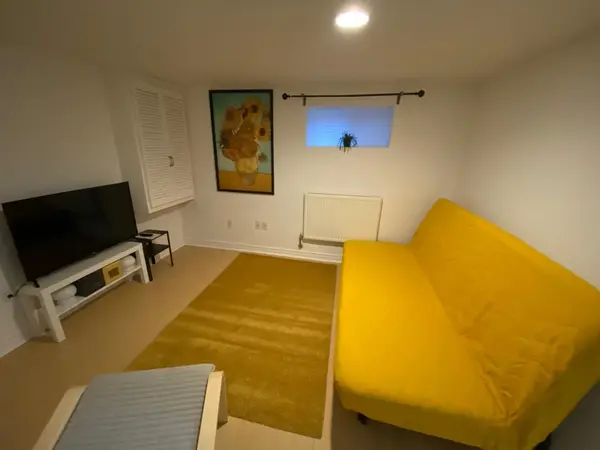 184 Madison AVE #Basement, Toronto C02, ON M5R 2S5