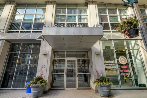 36 Blue Jays WAY #918, Toronto C01, ON M5V 3T3