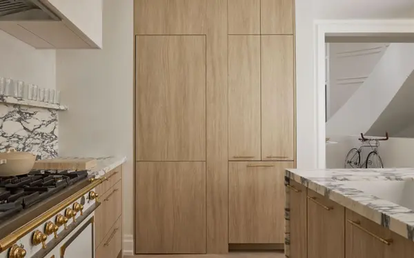 37 Rippleton RD, Toronto C13, ON M3B 1H4