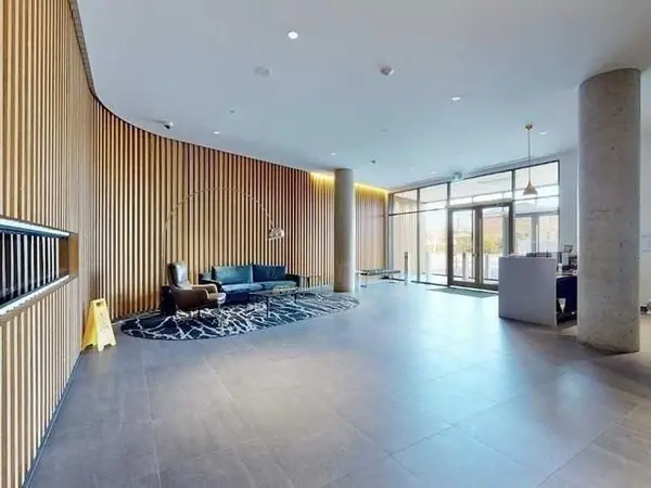 120 Varna DR #1521, Toronto C04, ON M6A 1N3