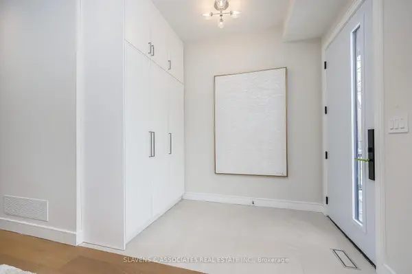 3B Linton AVE, Toronto E06, ON M1N 1W5