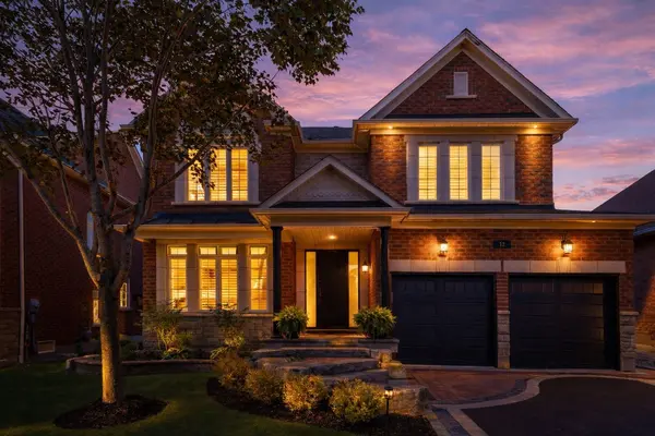 12 Branthaven CT, Whitby, ON L1M 0B2