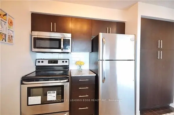 50 Town Centre CT #2202, Toronto E09, ON M1P 0A9