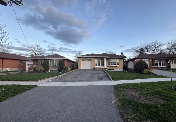 15 Fordover DR, Toronto E08, ON M1E 1T7