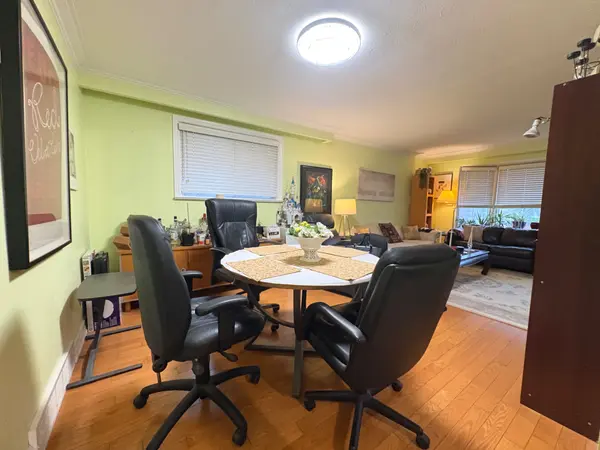 15 Fordover DR, Toronto E08, ON M1E 1T7