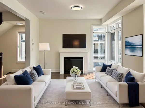 7 Gunton ST, Aurora, ON L4G 4A9