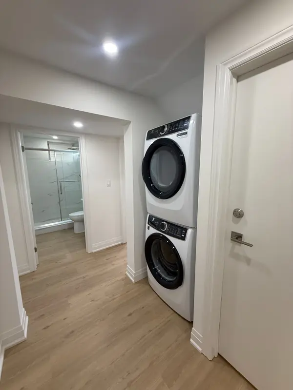 2271 Whitewood CRES #Lower, Innisfil, ON L9S 2B1