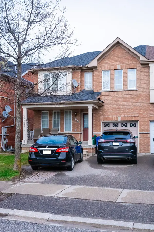 183 Knapton DR, Newmarket, ON L3X 2B5