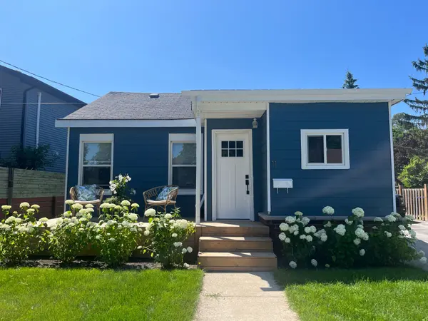 11 Victory DR, Collingwood, ON L9Y 2G6