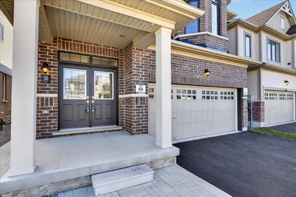 38 Rochester DR, Barrie, ON L9J 0W1