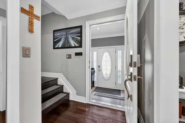 5 Jills CT, Barrie, ON L4M 4L6