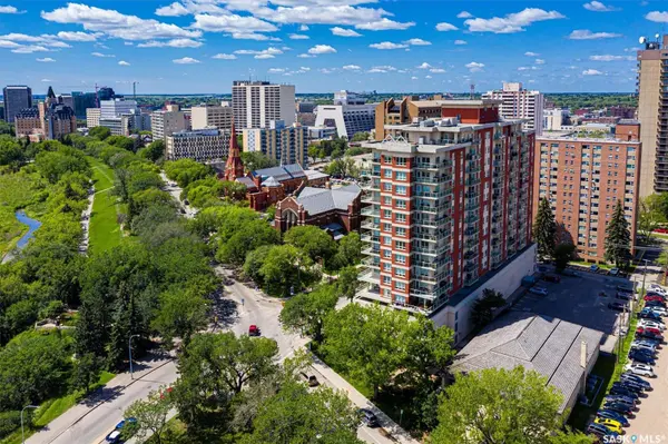 902 Spadina CRESCENT E #702, Saskatoon, SK S7K 0G8