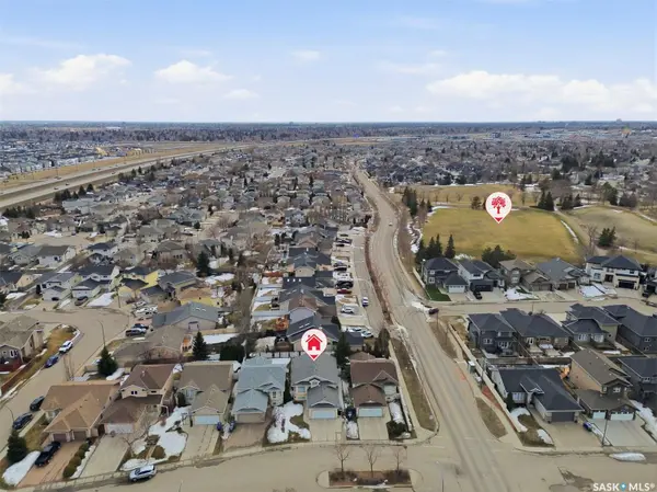 106 Lashyn COVE, Saskatoon, SK S7N 4S2