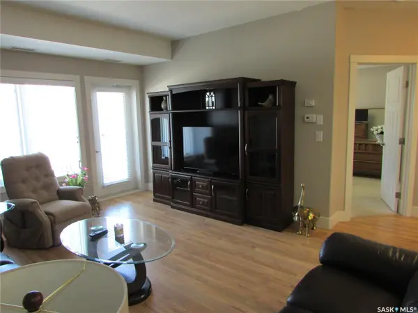 1010 Ruth STREET #222, Saskatoon, SK S7J 4M9