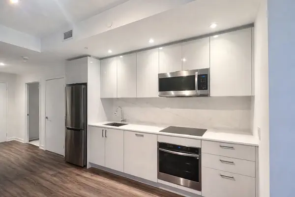 1926 Lakeshore BLVD W #3911, Toronto W01, ON M6S 1A1