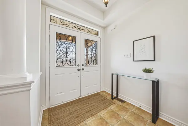 125 Creek Path AVE, Oakville, ON L6L 6T3