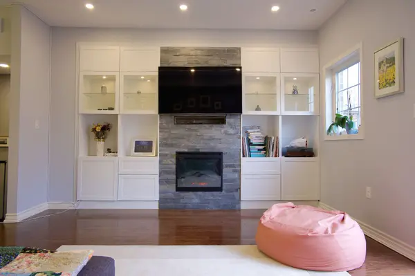 1127 Haig BLVD #6, Mississauga, ON L5E 2M6