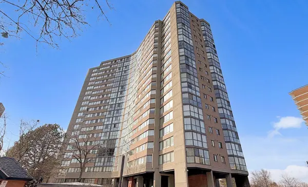 40 Richview RD #707, Toronto W09, ON M9A 5C1