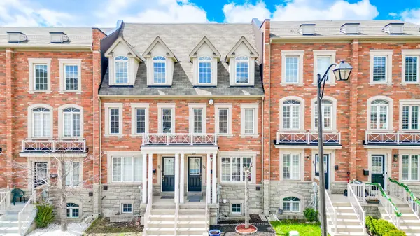 10 Ted Wray CIR, Toronto W05, ON M3L 0G7