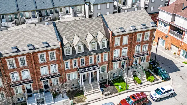 10 Ted Wray CIR, Toronto W05, ON M3L 0G7