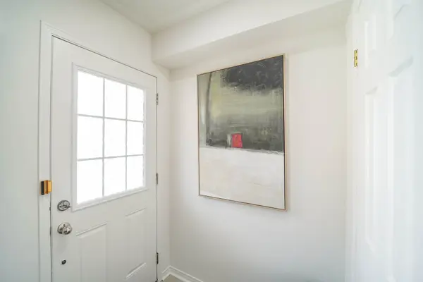 10 Ted Wray CIR, Toronto W05, ON M3L 0G7